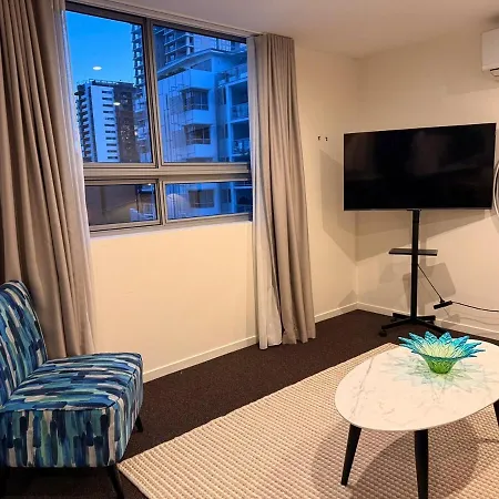 Discover Urban Bliss In Our 1-bedroom Apartment! Views And Cultural Gems Apartment Brisbane
