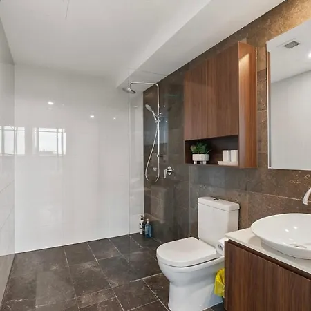 Chic&bright 3b2b Skytower Apt W Gym Bbq Pool