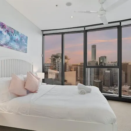 Chic&bright 3b2b Skytower Apt W Gym Bbq Pool * Brisbane