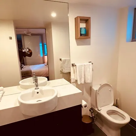 Discover Urban Bliss In Our 1-bedroom Apartment! Views And Cultural Gems Apartment Brisbane