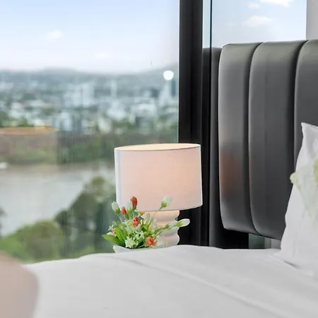 Apartment Marvelous 2br 2ba Skytower With Private Balcony *