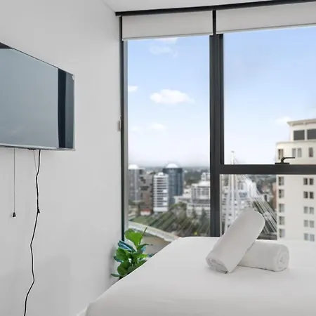 Marvelous 2br 2ba Skytower With Private Balcony