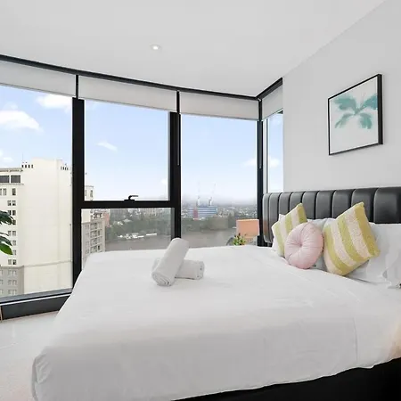 Marvelous 2br 2ba Skytower With Private Balcony