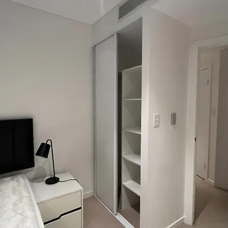 Apartment Marvelous 2br 2ba Skytower With Private Balcony Brisbane