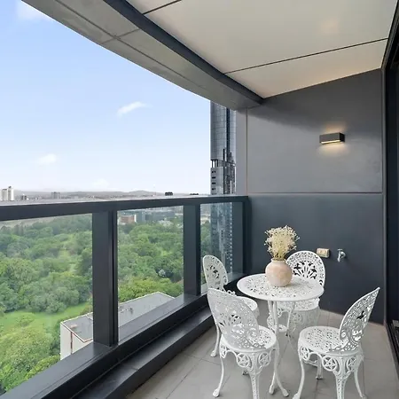 Marvelous 2br 2ba Skytower With Private Balcony Apartment *