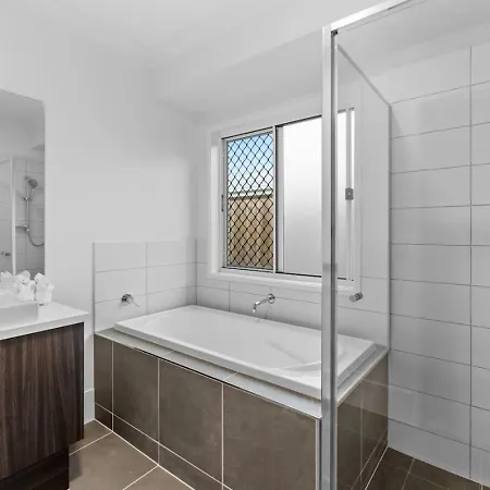 1mins To Mall Brandnew 4beds Cozy With Ducted Ac Brisbane