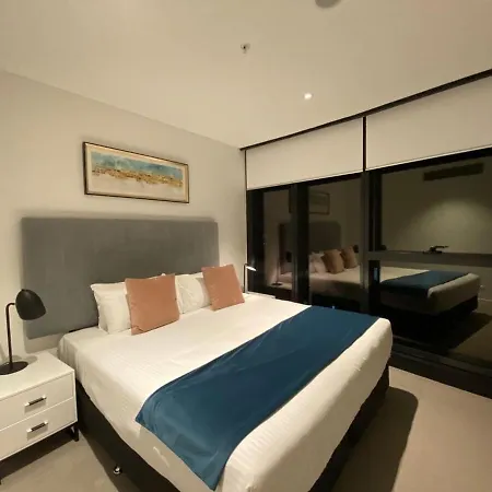 Modern Escape - Skytower 1b In Cbd C1 Brisbane
