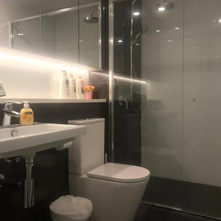 Cozy 1b Skytower Escape-pool And Gym C3