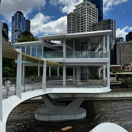 Mid Century Pad 1bed 1bath 1car 10 Mins To Cbd
