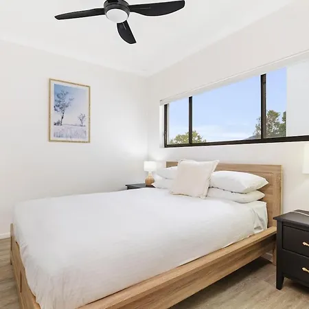 Boutique 2bed 2bath Parking *