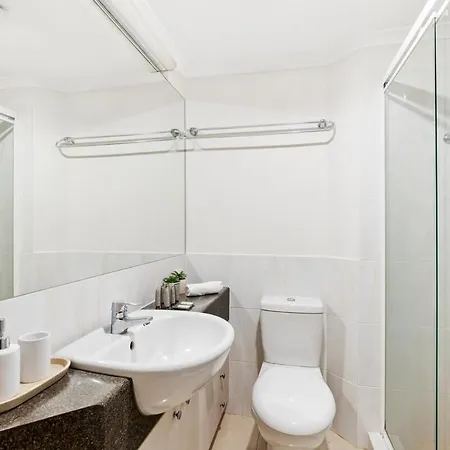 Apartment Boutique 2bed 2bath Parking *