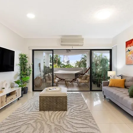 Boutique 2bed 2bath Parking *