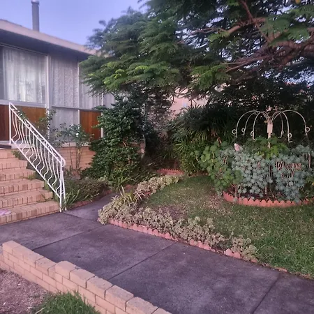 Sweet For Guests 10 Mins To Cbd Holiday home Brisbane