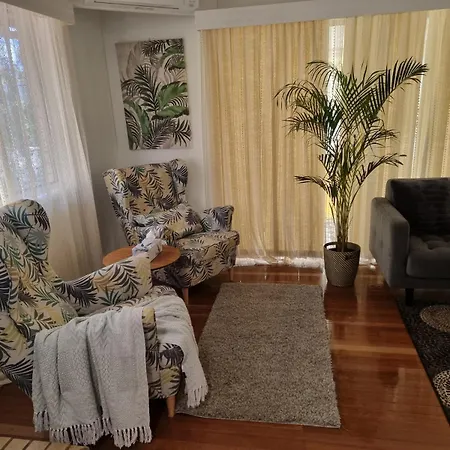 Sweet For Guests 10 Mins To Cbd Holiday home Brisbane