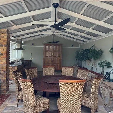 Holiday home The Oasis Brisbane