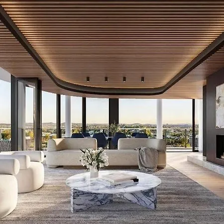 Riverfront Luxe 2bed Pool Parking Apartment *