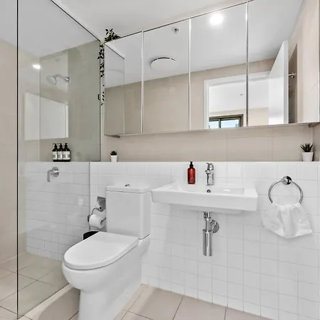 Apartment Chic & Modern 2br With Rooftop Pool & Parking