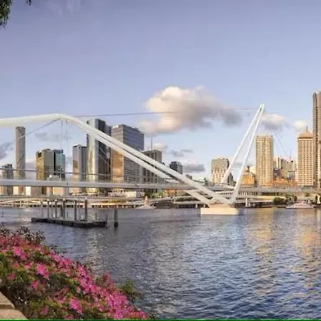 Star Queens Wharf Luxury 2b2b Brisbane