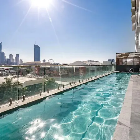 Apartment Breathtaking & River Views With Pool, Gym, Park