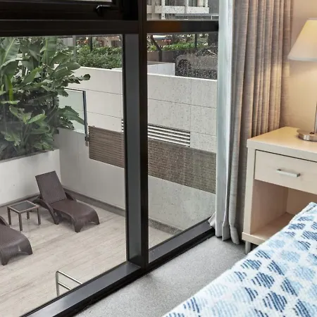 Apartment Heart Of Cbd 2br Parking Close To Everything *