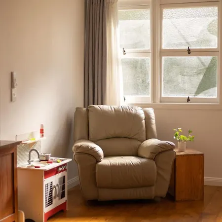 Family Friendly Cozy 3br House At Annerley *