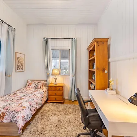 Family Friendly Cozy 3br House At Annerley Brisbane