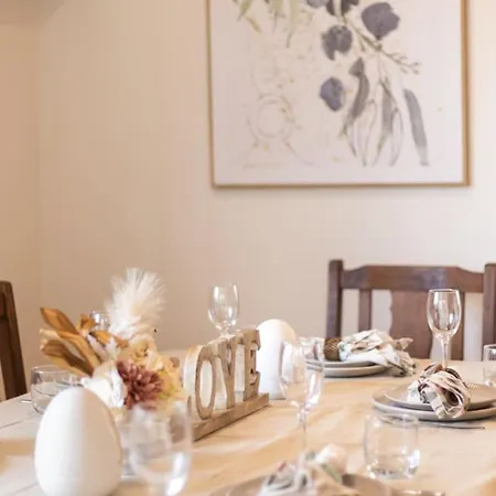 Family Friendly Cozy 3br House At Annerley Brisbane