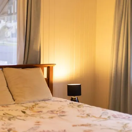 Holiday home Family Friendly Cozy 3br House At Annerley