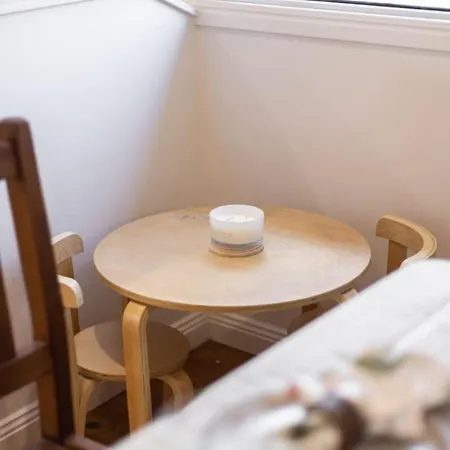 Family Friendly Cozy 3br House At Annerley