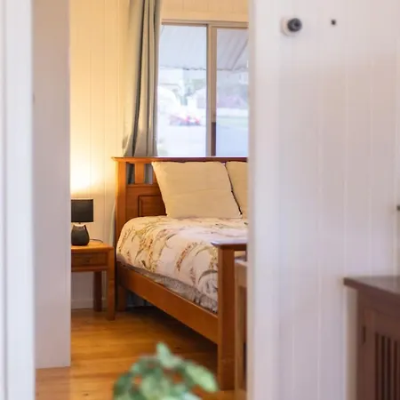 Holiday home Family Friendly Cozy 3br House At Annerley *