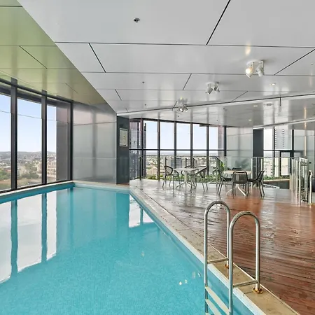 Sky Tower Urban Retreat Stylish 1br C33 Apartment *