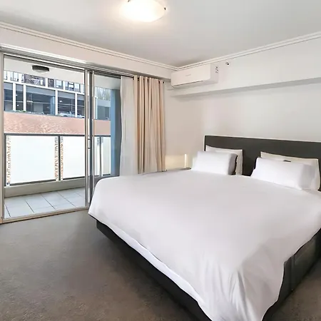 Metropolis * Brisbane