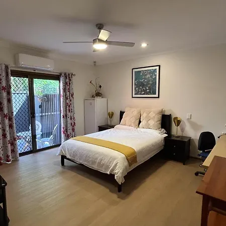 Garden Retreat House - Super Quite And Peace 闹中带静的理想住房 Homestay *