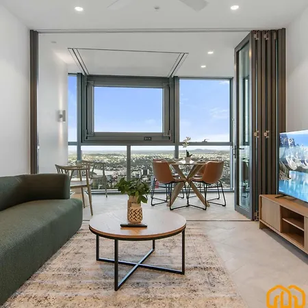 1 Bedroom In Qwr Pool Casino River Views Apartment