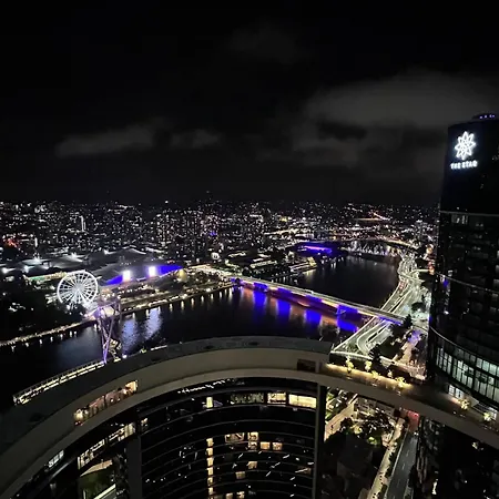 The Queens Perch - Lv 42 Luxury Riverview On The Star Casino Bne Apartment