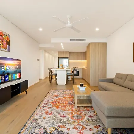Apartment 2br West End With Parking Walk To Convention Ctr *