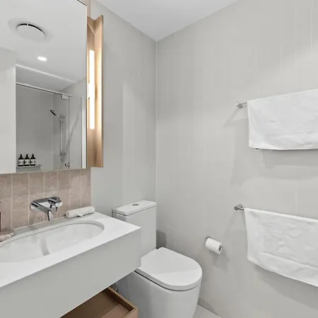 Queens Wharf - Brisbane's 2br - Views And Pool Apartment