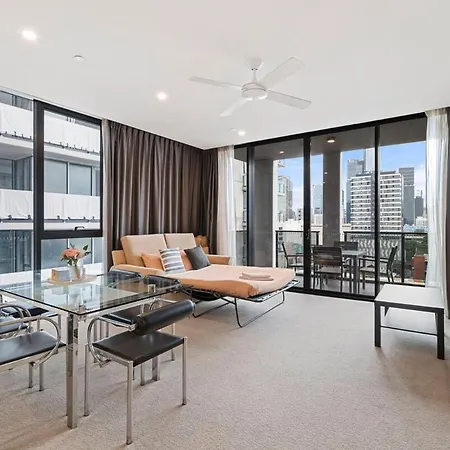 001q Stunning View Abnb-style 2br Apt, Free Parking *
