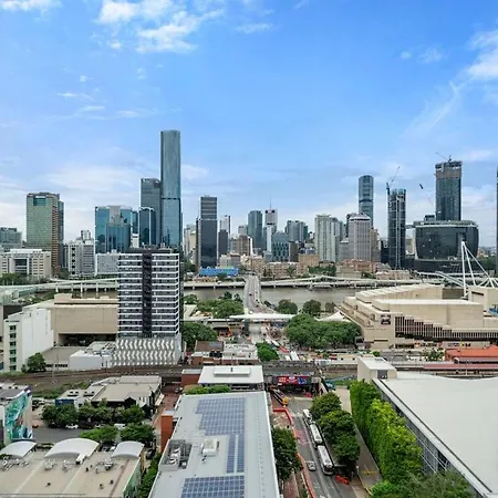001q Stunning View Abnb-style 2br Apt, Free Parking Brisbane