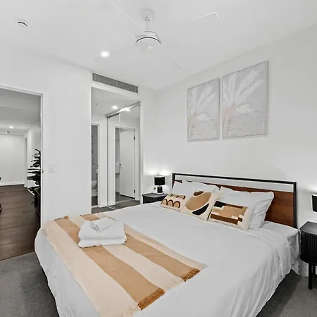 Apartment View With Balcony, King Bed And Rooftop