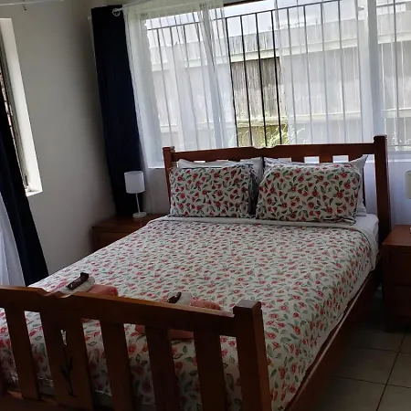 The Gabba Night Bed & Breakfast Brisbane