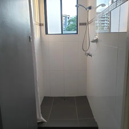Kingsford Riverside Guest house 3*