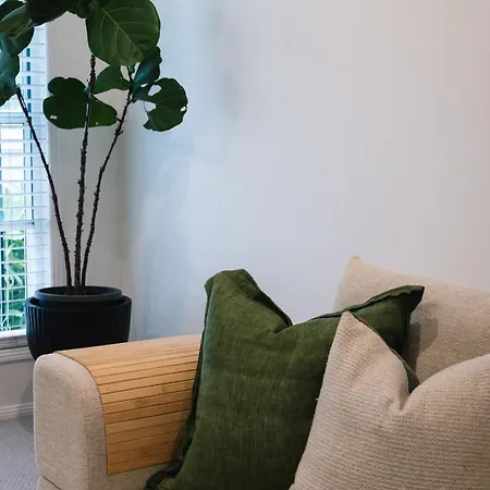 Holiday home Maison Marie: Cinebar Getaway 4 Bedrooms 2.5 Baths *