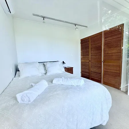 Leafy 3-bedroom Escape To Nature-air Conditioned With Smart Entry