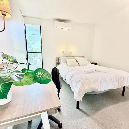 Holiday home Leafy 3-bedroom Escape To Nature-air Conditioned With Smart Entry *