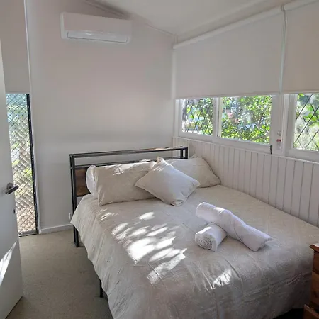 Leafy 3-bedroom Escape To Nature-air Conditioned With Smart Entry