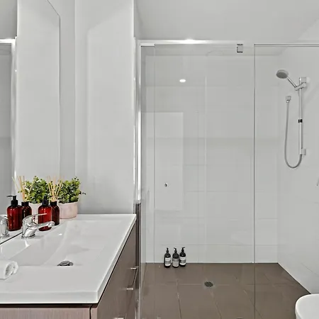 Spacious With Stunning Views And Car Park! Apartment