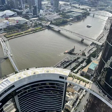 Luxury 50th Floor 2br At Queens Wharf With Parking Apartment Brisbane