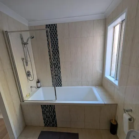 Entire House In A Location Holiday home *