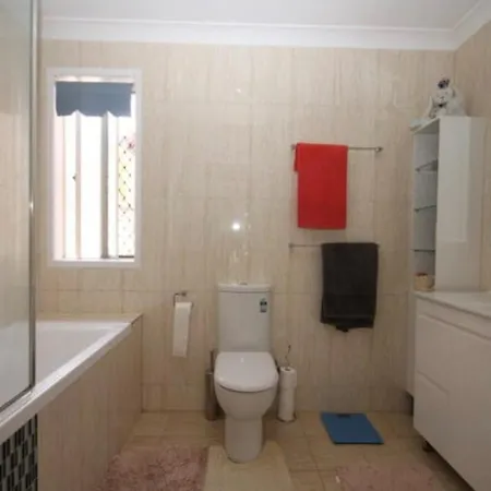 Entire House In A Location Holiday home